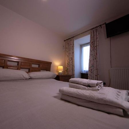Polhilsa Farm Bed and Breakfast Callington Exteriör bild