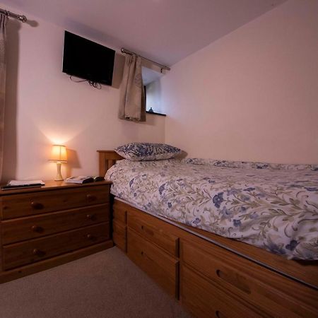 Polhilsa Farm Bed and Breakfast Callington Exteriör bild