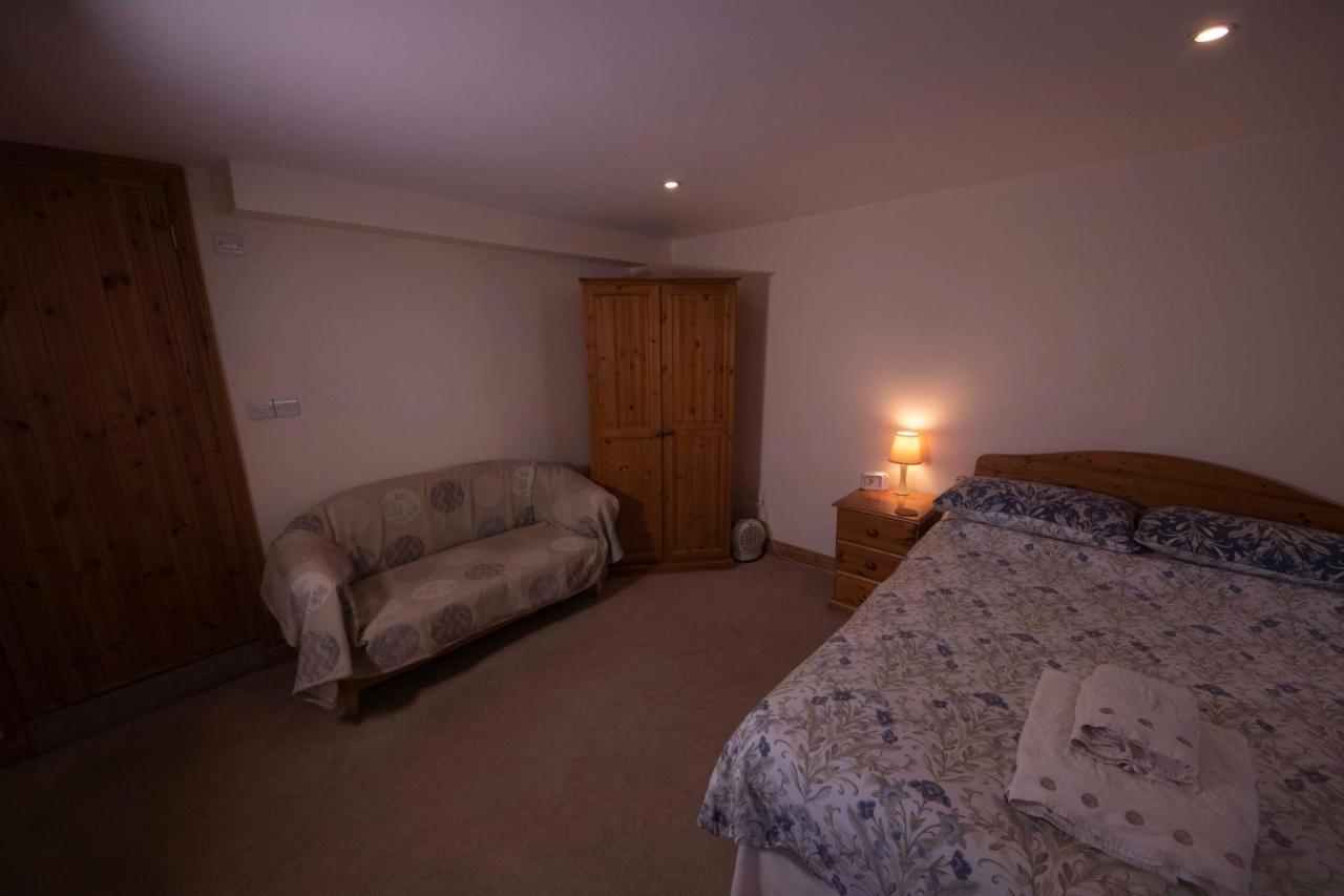 Polhilsa Farm Bed and Breakfast Callington Exteriör bild