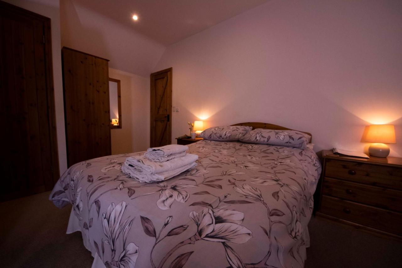 Polhilsa Farm Bed and Breakfast Callington Exteriör bild