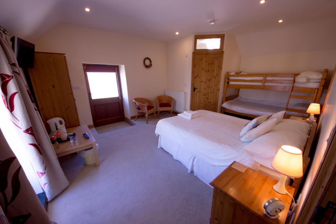 Polhilsa Farm Bed and Breakfast Callington Exteriör bild