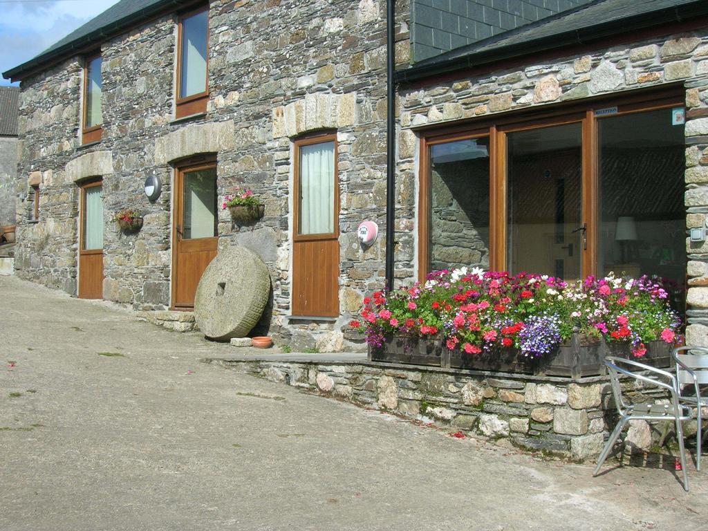 Polhilsa Farm Bed and Breakfast Callington Rum bild